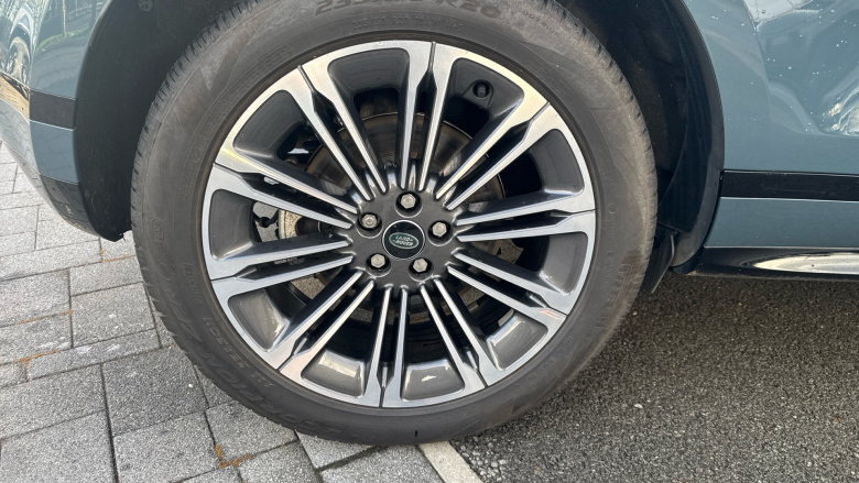 Land Rover Range Rover Evoque 1.5 P300e Dynamic SE 5dr Auto Hatchback